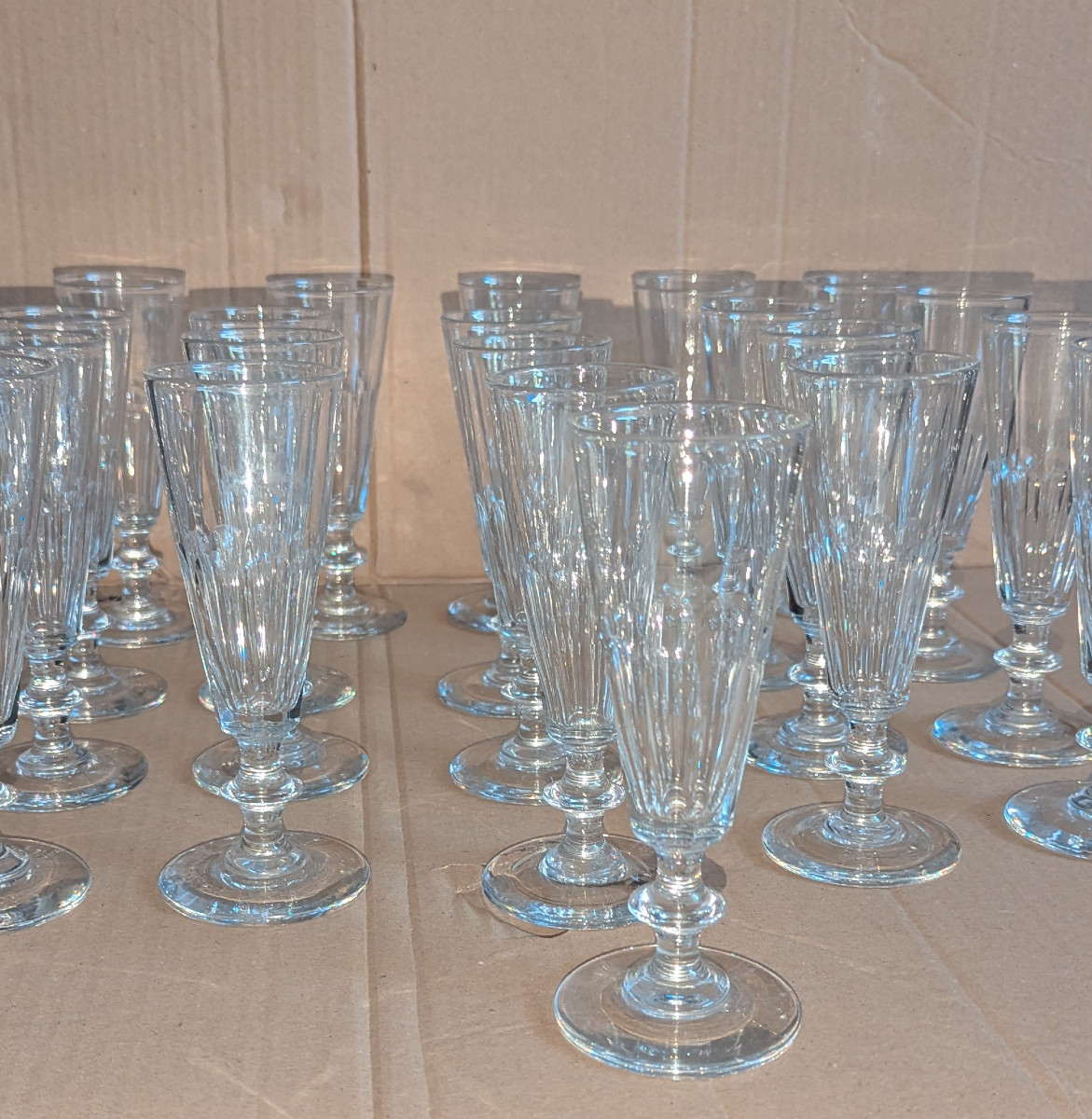 21 Saint Louis Crystal Flutes, Caton Model-photo-4