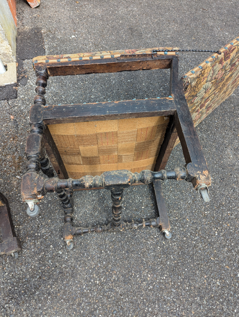 17th Century Sick Chair -photo-1