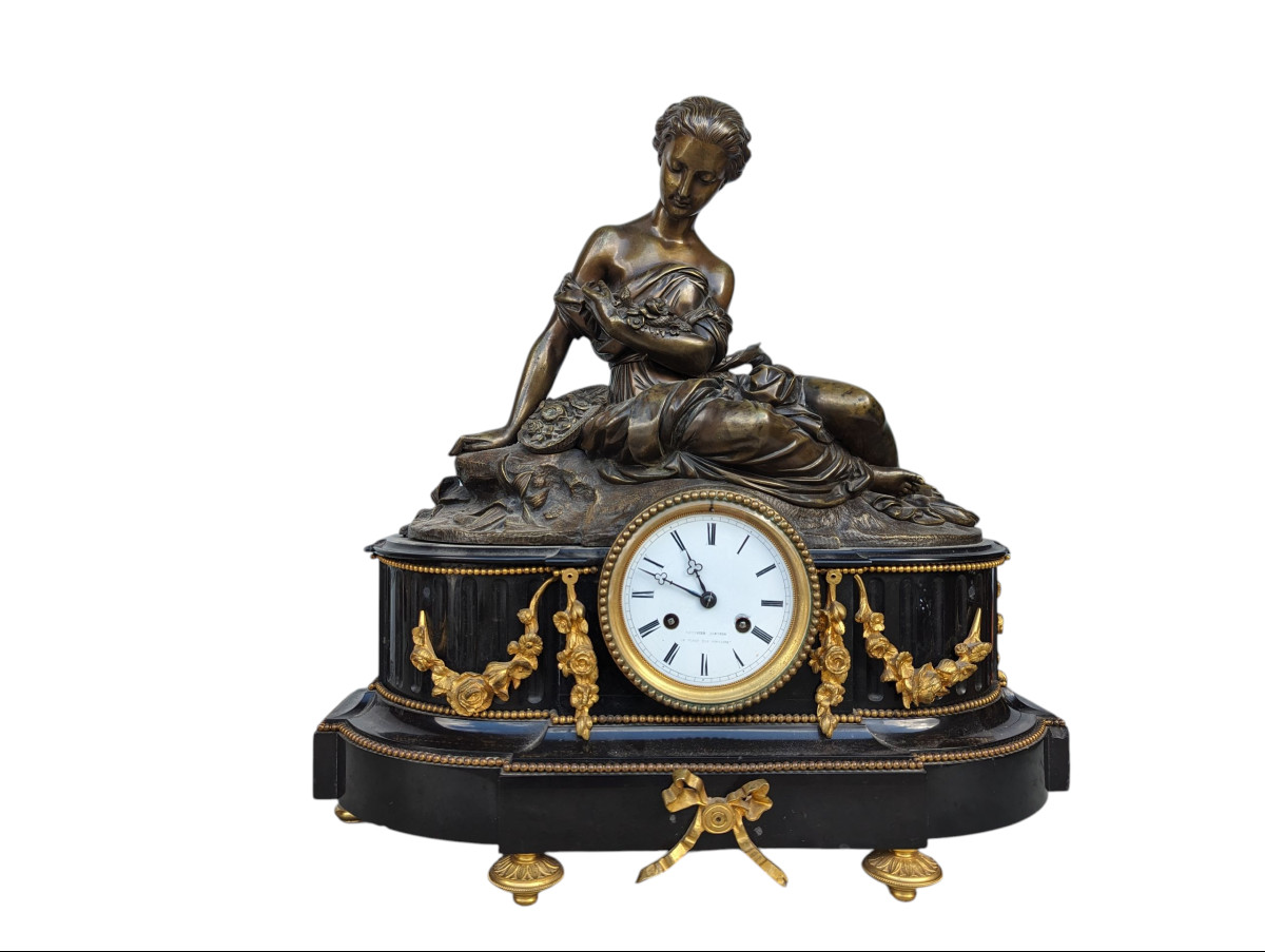 pendule de cheminée marbre et bronze 