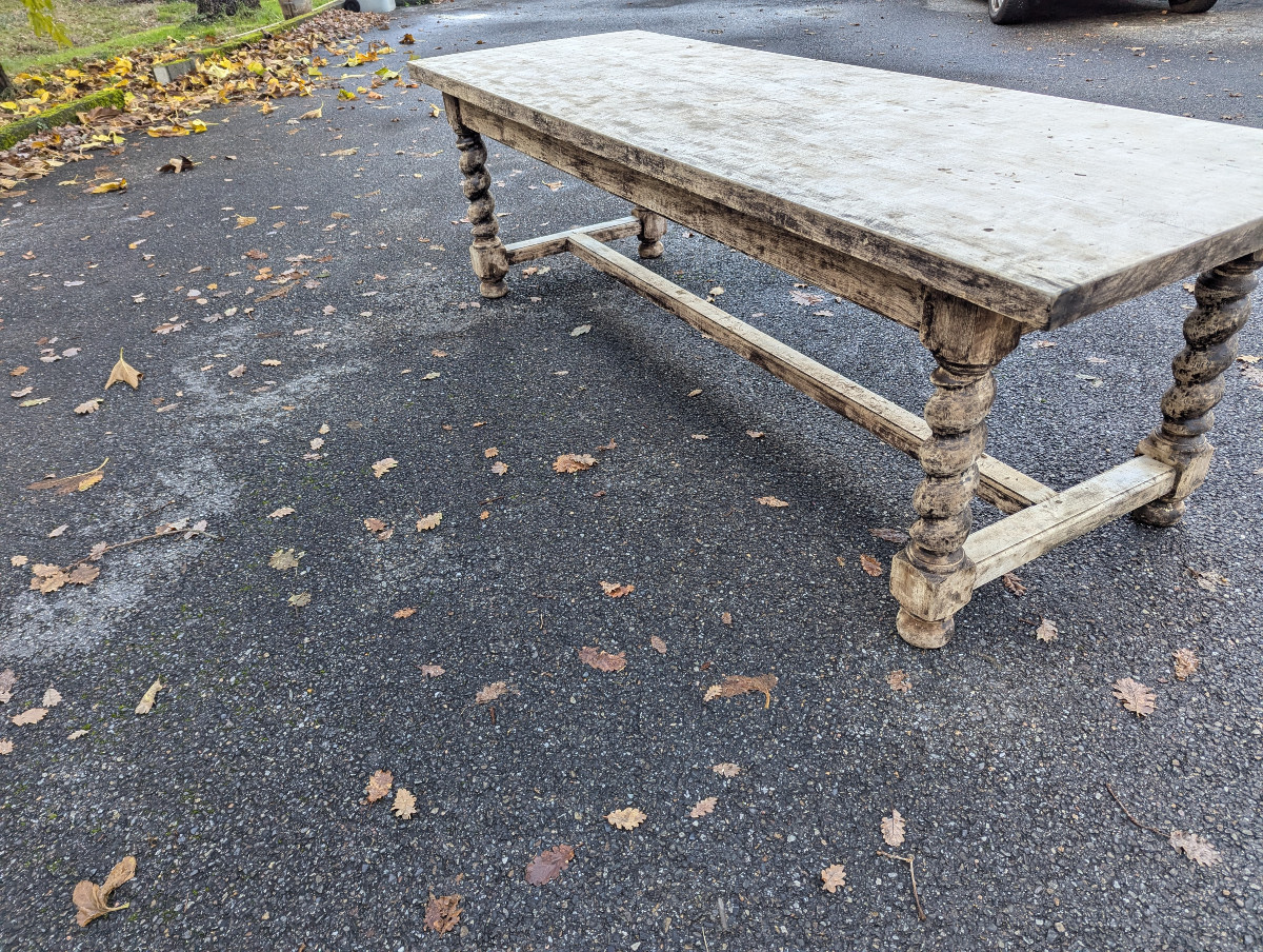 Community Table -photo-1