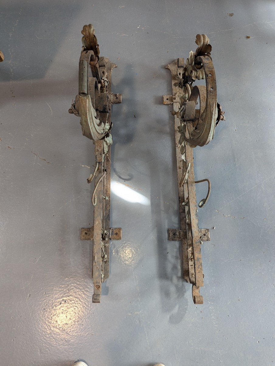 Wrought Iron Lantern Bracket, 19th Century -photo-2