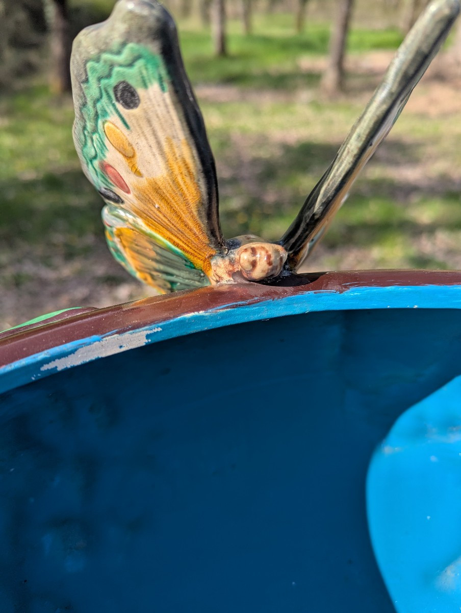 Planter And Its Crane/butterfly Column -photo-4
