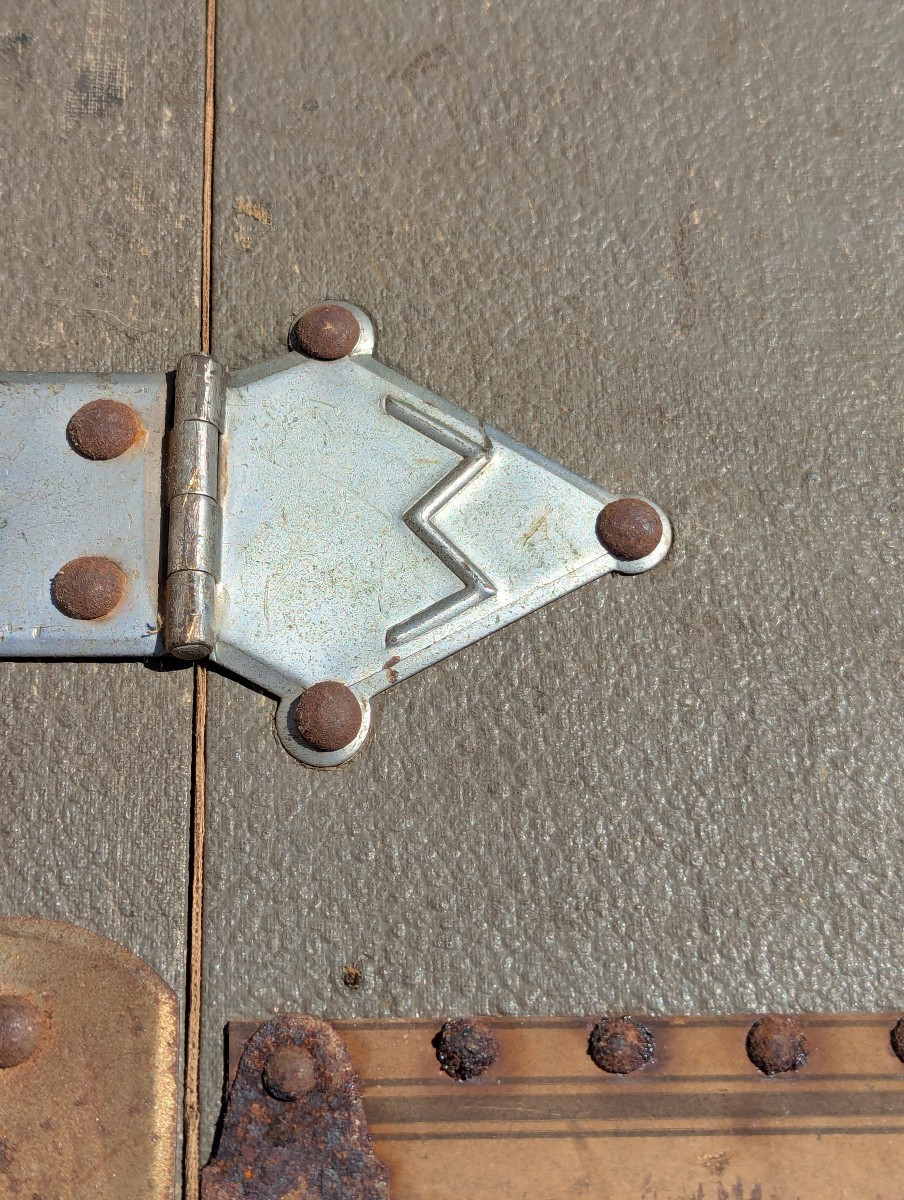 Moynat Flat Trunk From Robert Astier De Villatte-photo-5