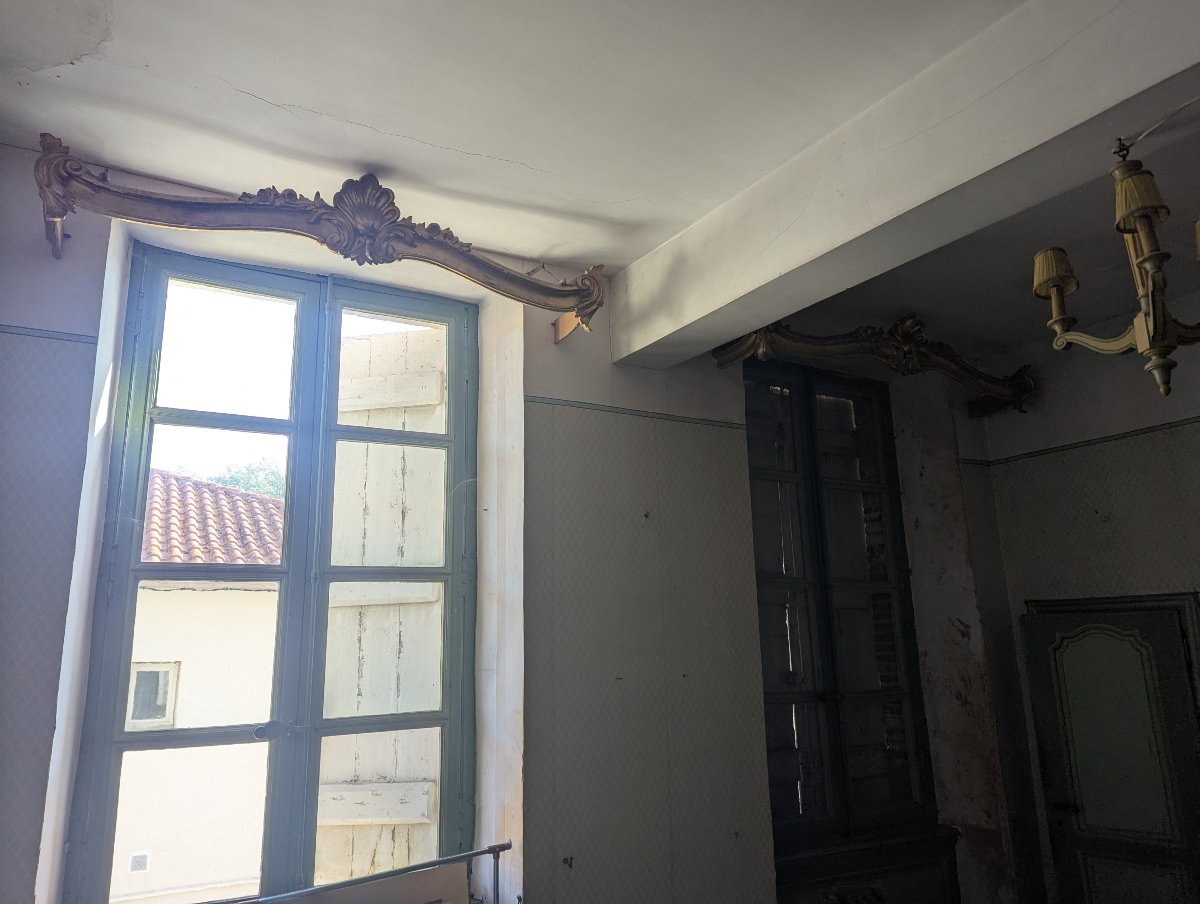 Paire de cantonnière style LXV en bois doré 