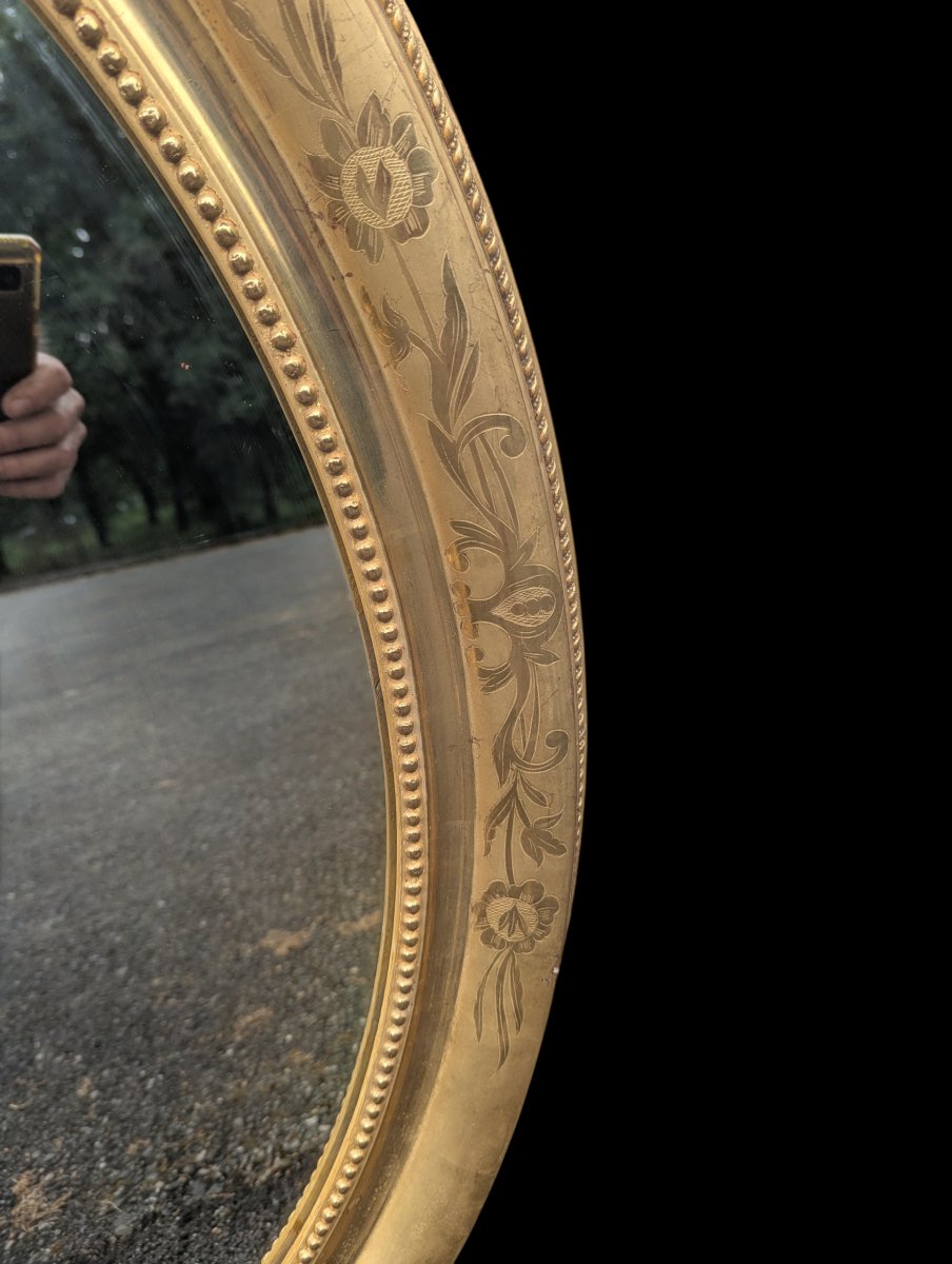 Paire de miroirs en médaillon doré -photo-5
