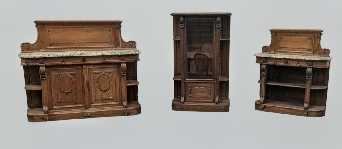 Ensemble de salle à manger Louis XVI signé Jauvert & Alet – Buffet, desserte et vitrine en chên