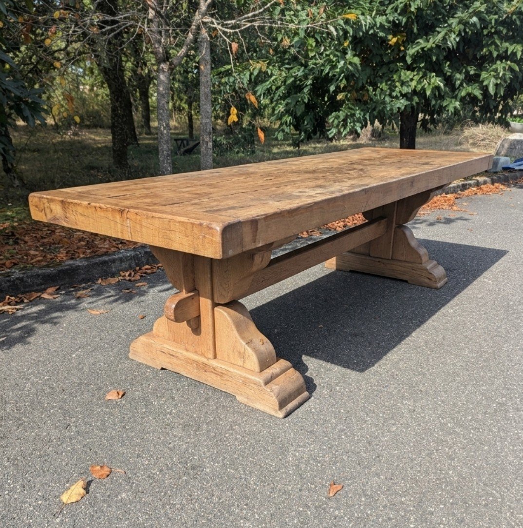 Grande table de communauté 