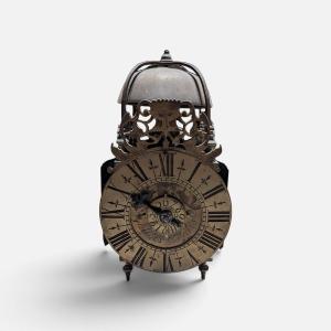 Horloge dite mini lanterne en bronze et laiton gravé Gallois Paris  XVIIIE 