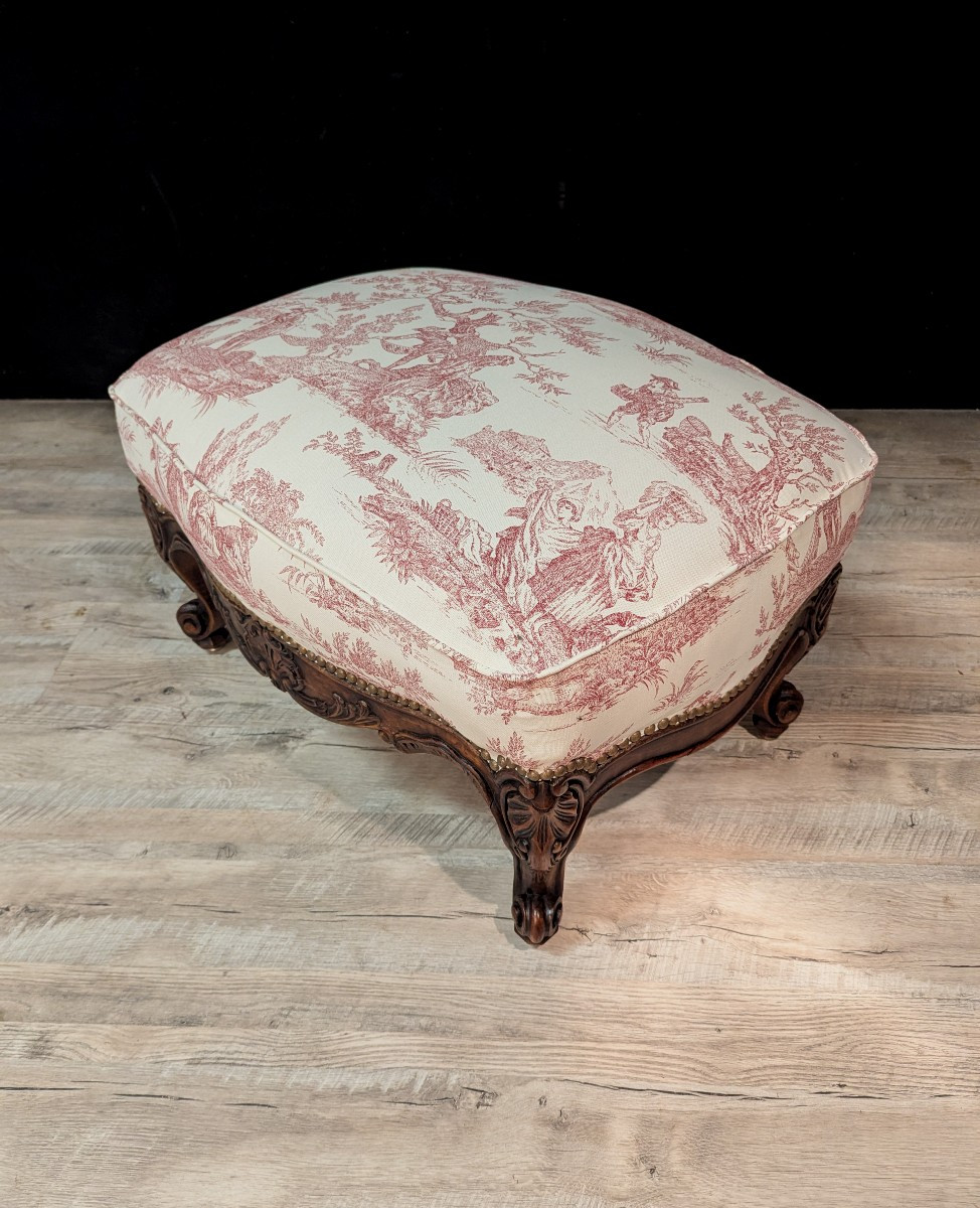 Paire de tabourets de style Louis XV en noyer-photo-4
