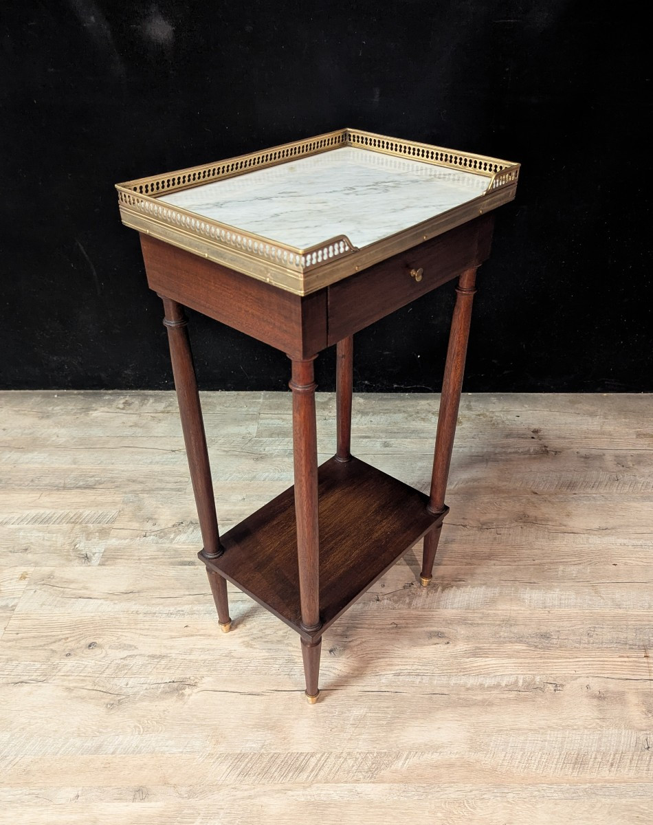 Paire de petites tables de chevet de style Louis XVI-photo-1