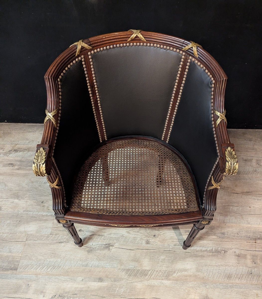Fauteuil de bureau de style Louis XVI en acajou et bronzes dorés-photo-3
