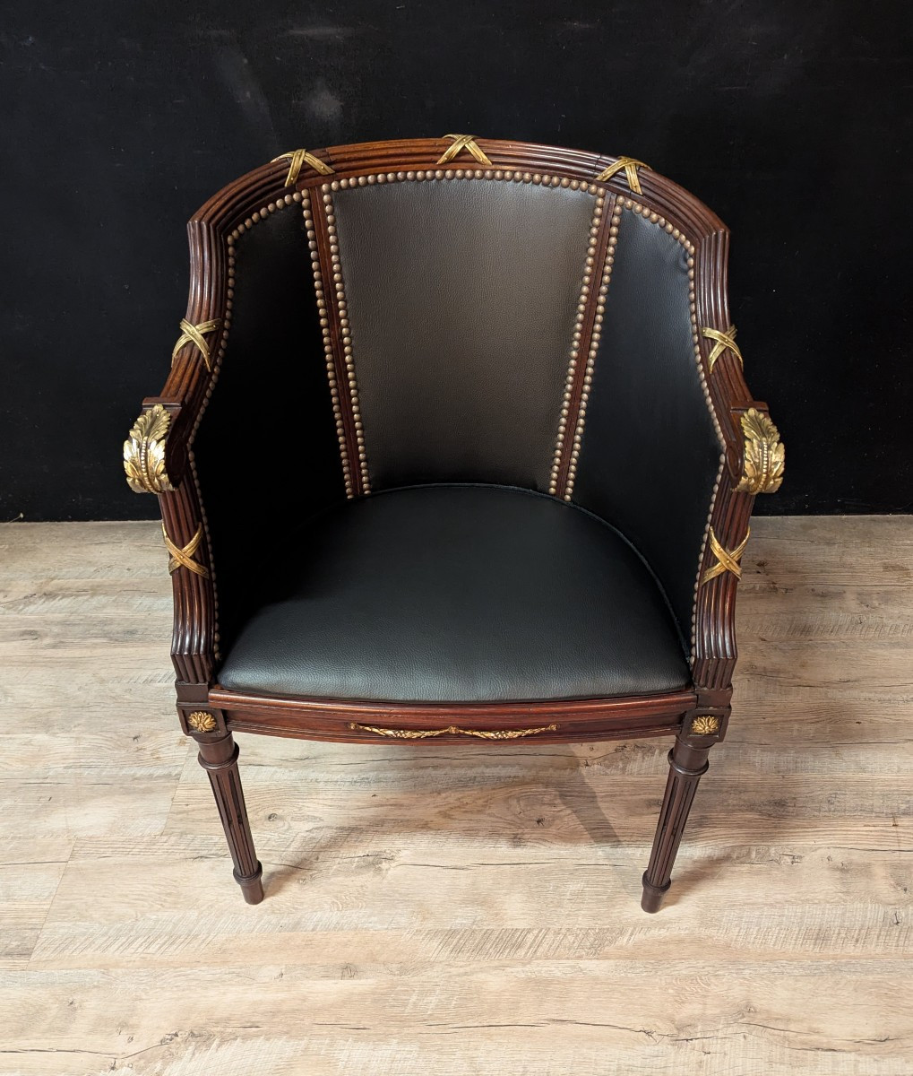 Fauteuil de bureau de style Louis XVI en acajou et bronzes dorés-photo-4