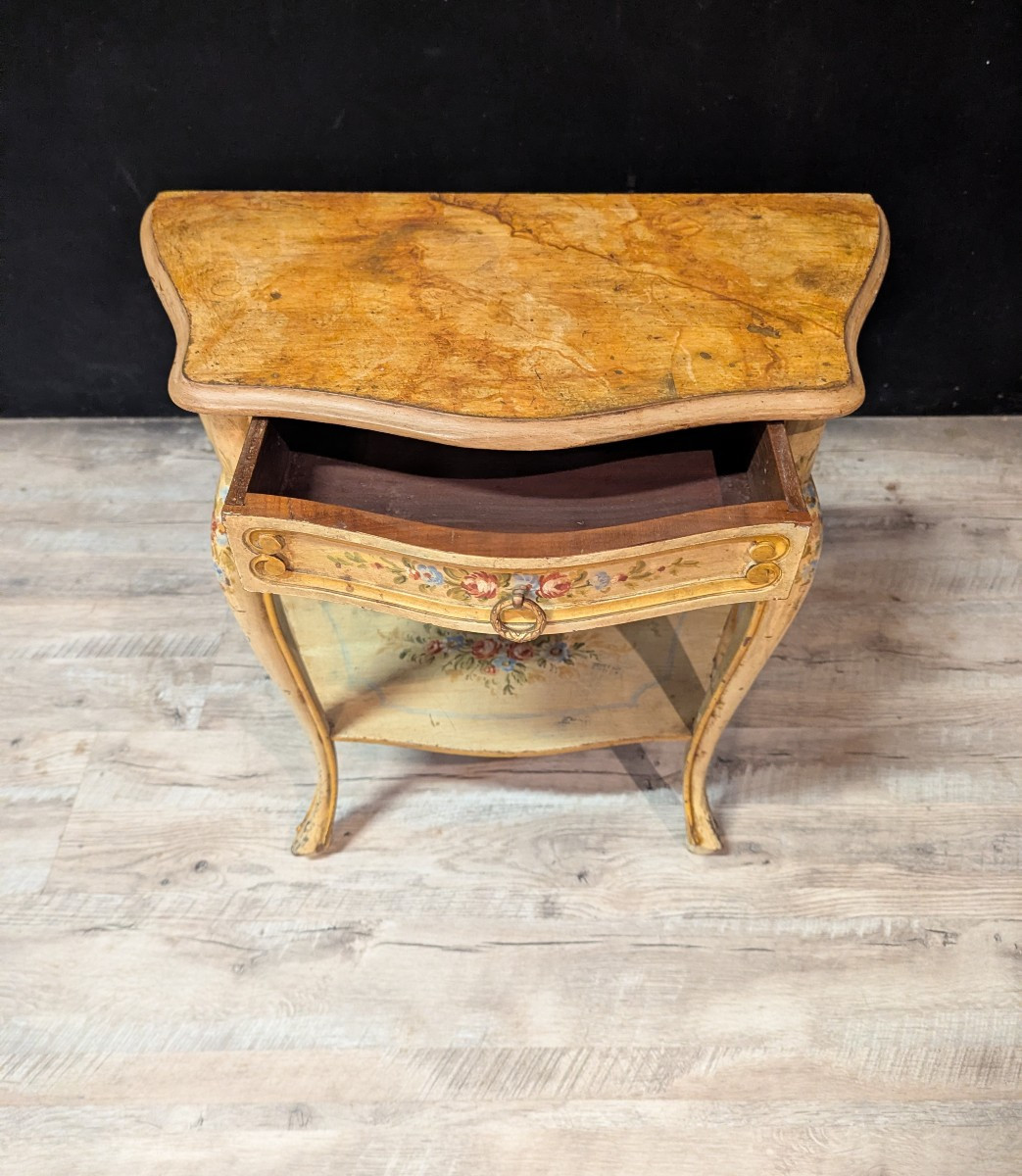 Pair Of Italian Bedside Tables Painted In The Louis XV Style-photo-2