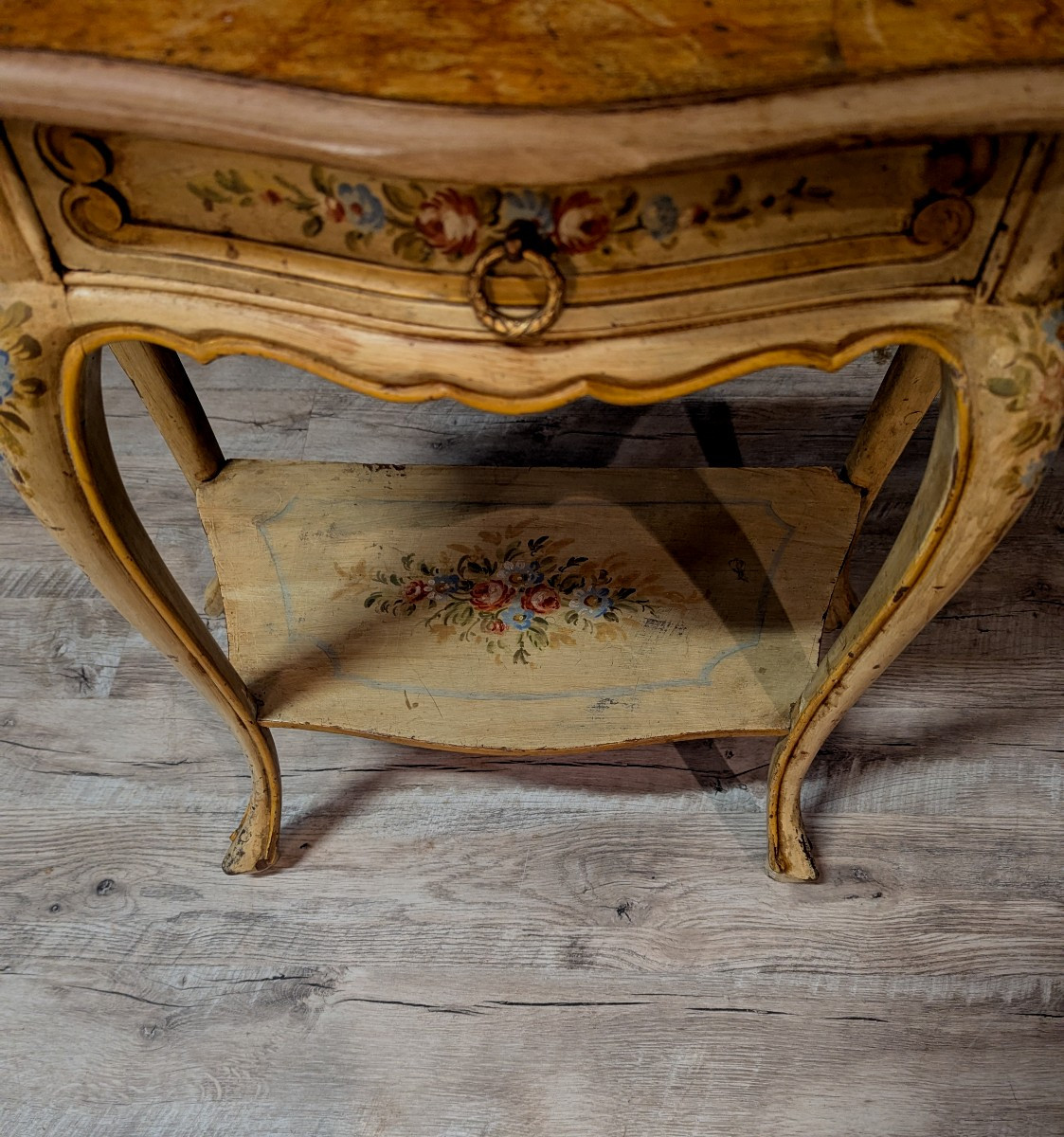 Pair Of Italian Bedside Tables Painted In The Louis XV Style-photo-3