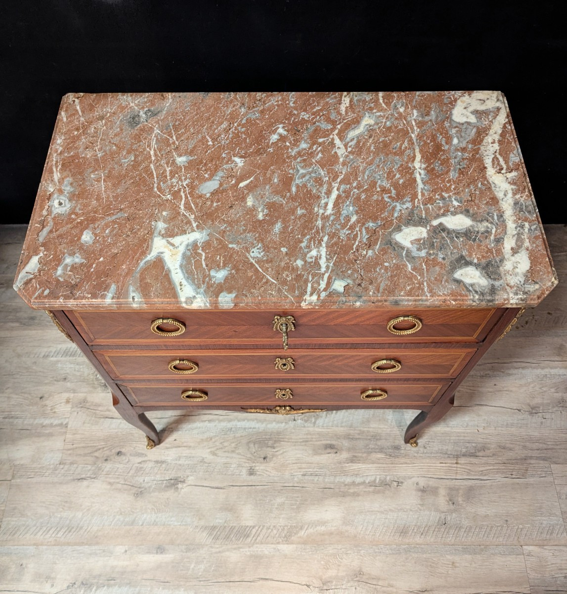 Commode Louis XV en bois de rose avec marbre-photo-4