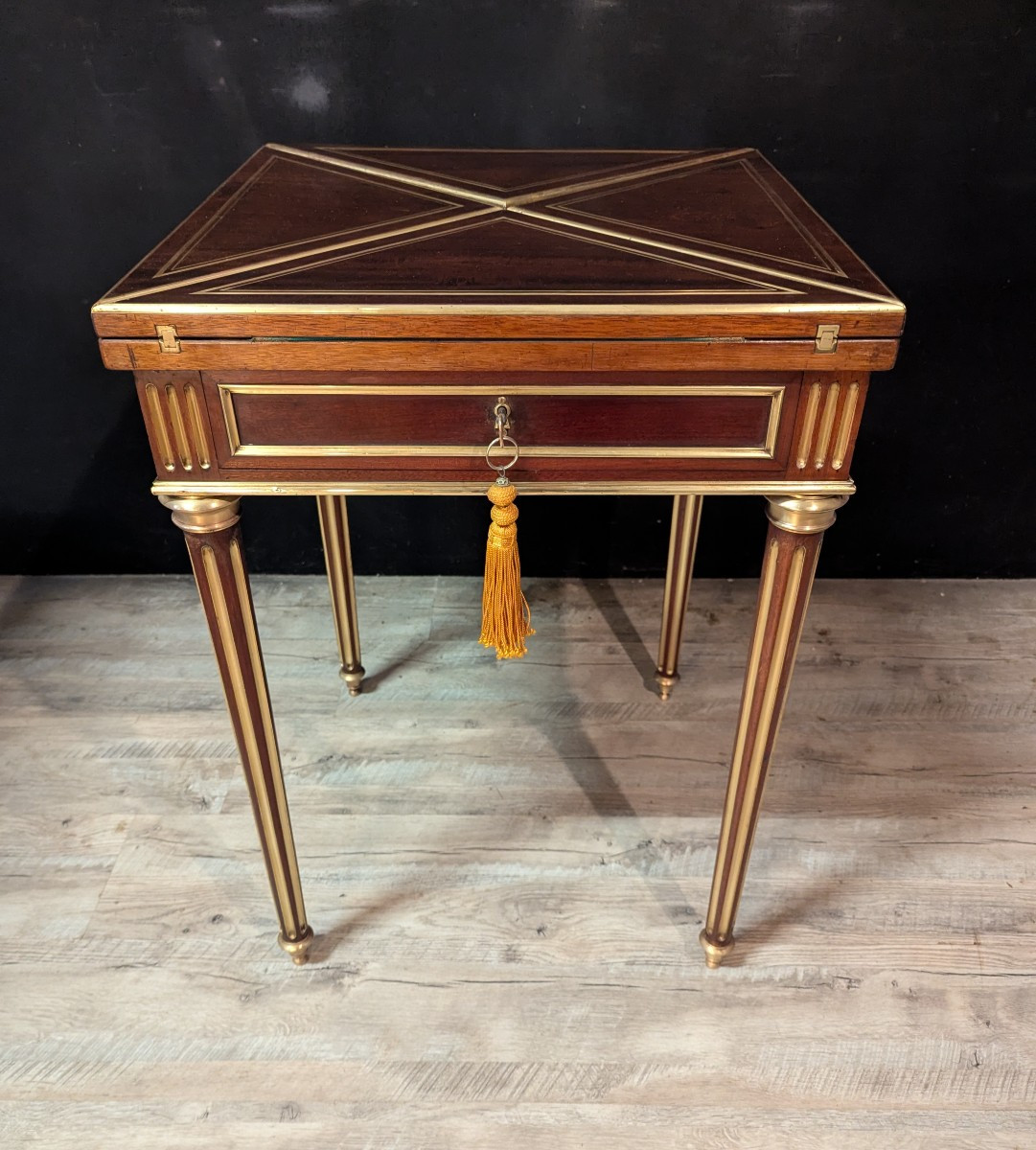 Table à jeu mouchoirs Louis XVI en acajou-photo-2