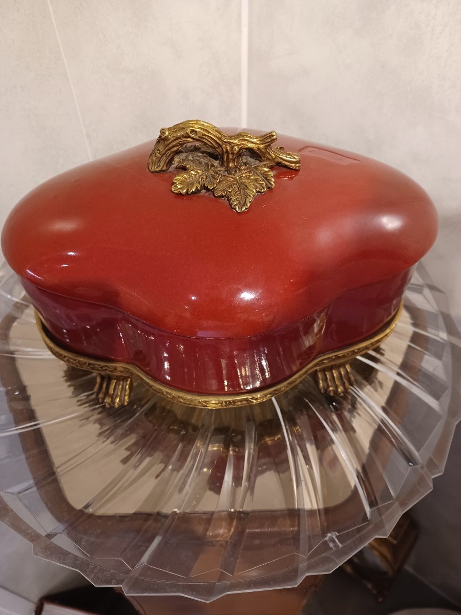   Boite Porcelaine Et Bronze