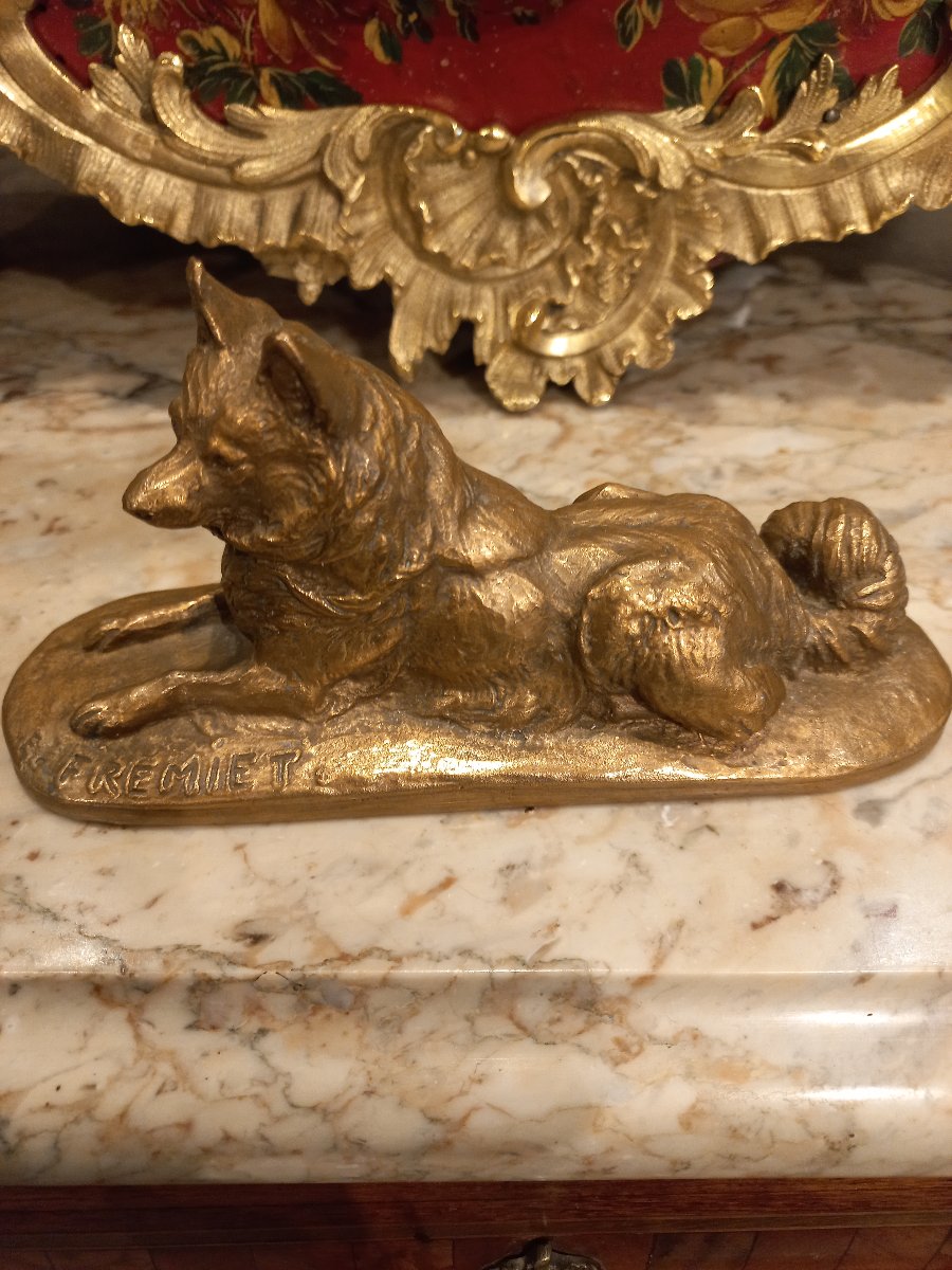 Bronze Dog Sculpture, Fremiet-photo-2