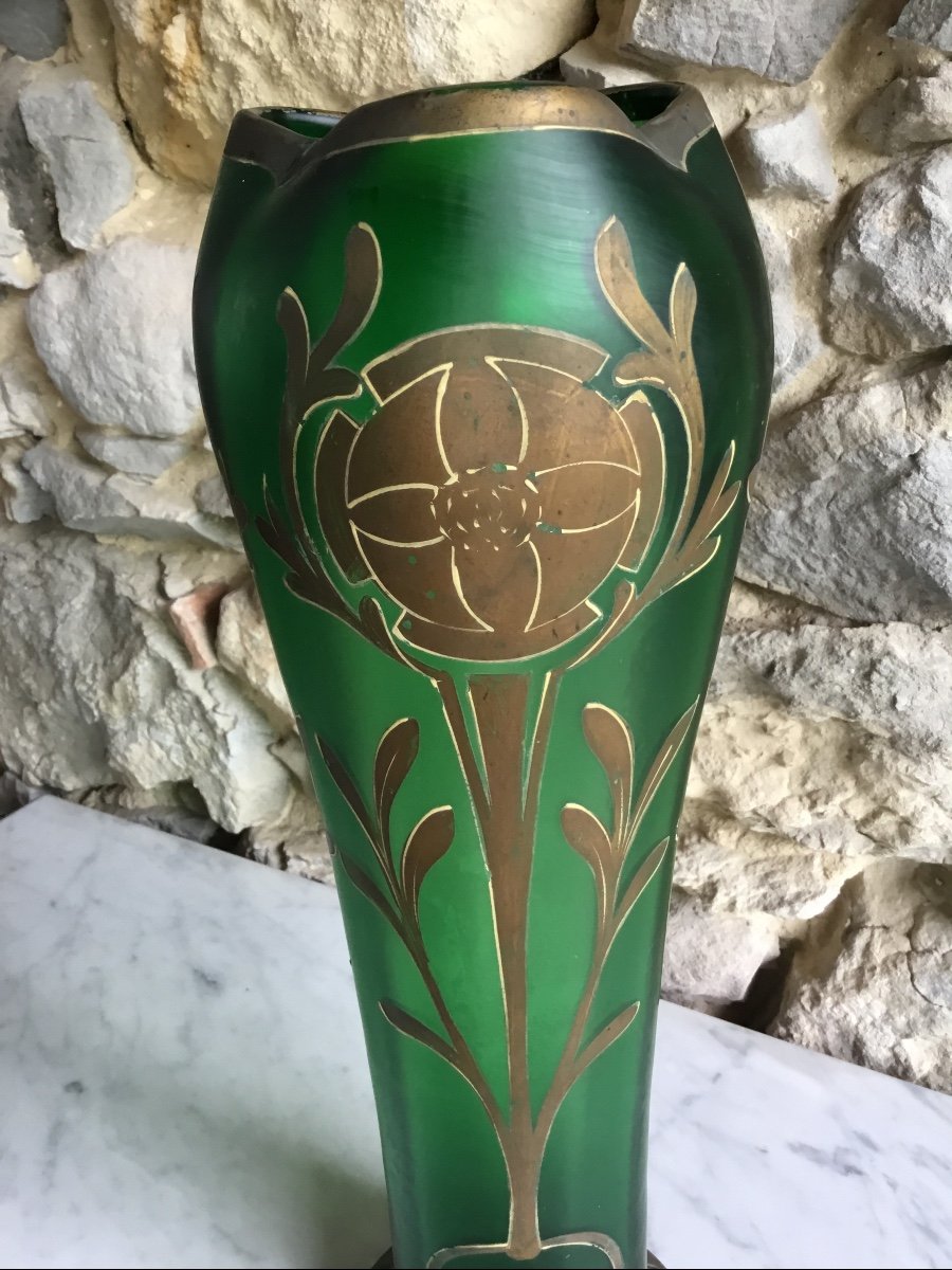 Iridescent Glass Vase With Art Nouveau Painted Decor-photo-2