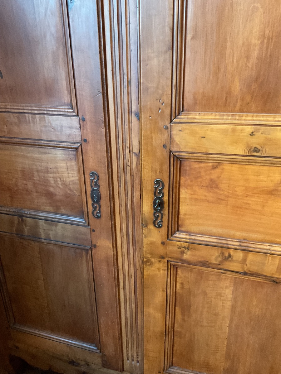 Small Cherry Wood Wardrobe, Late 18th Century -photo-4