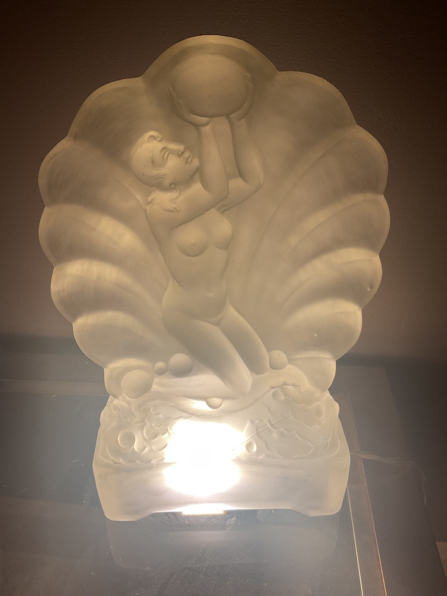 Large Art Deco Night Light Signed Verlys, Circa 1925 