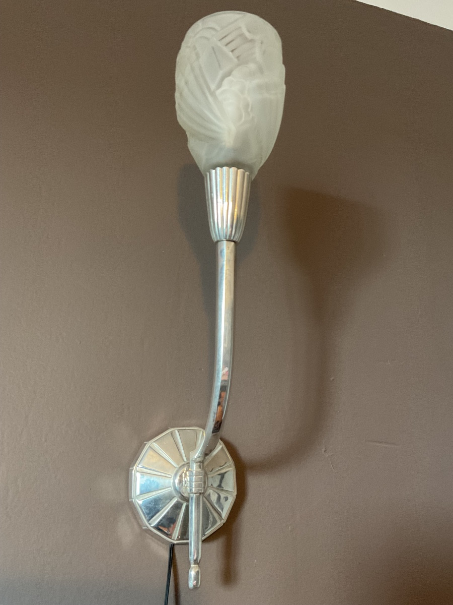 Paire d’appliques Art déco époque 1925 en bronze nickelé 