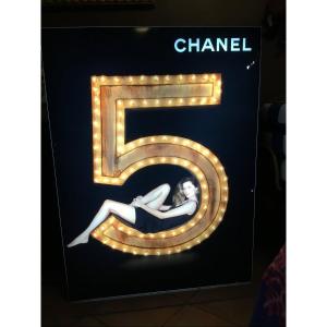 Présentoir Publicitaire Lumineux Vintage Chanel Numéro 5 