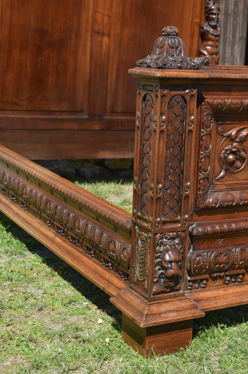 Exceptional Neo-renaissance Walnut Bedroom-photo-6