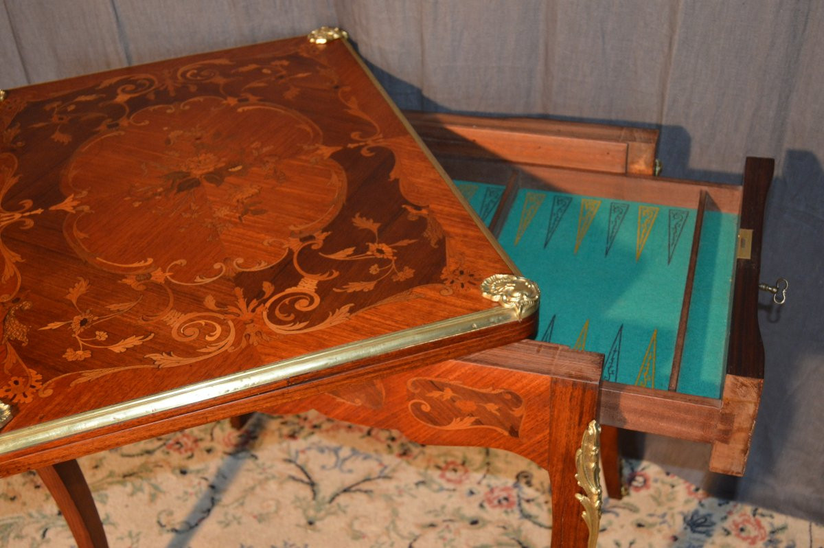 Marquetry Games Table-photo-3