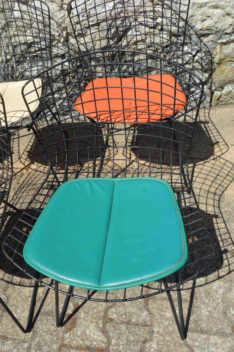 Set Of Eight Harry Bertoia Chairs-photo-1