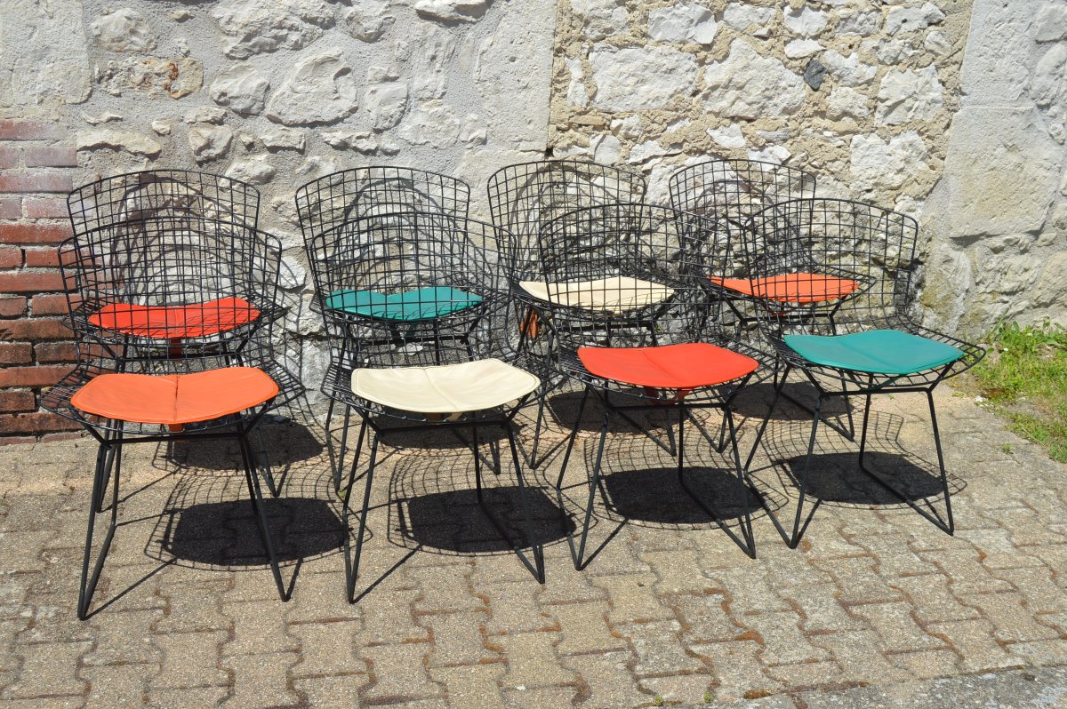 Set Of Eight Harry Bertoia Chairs