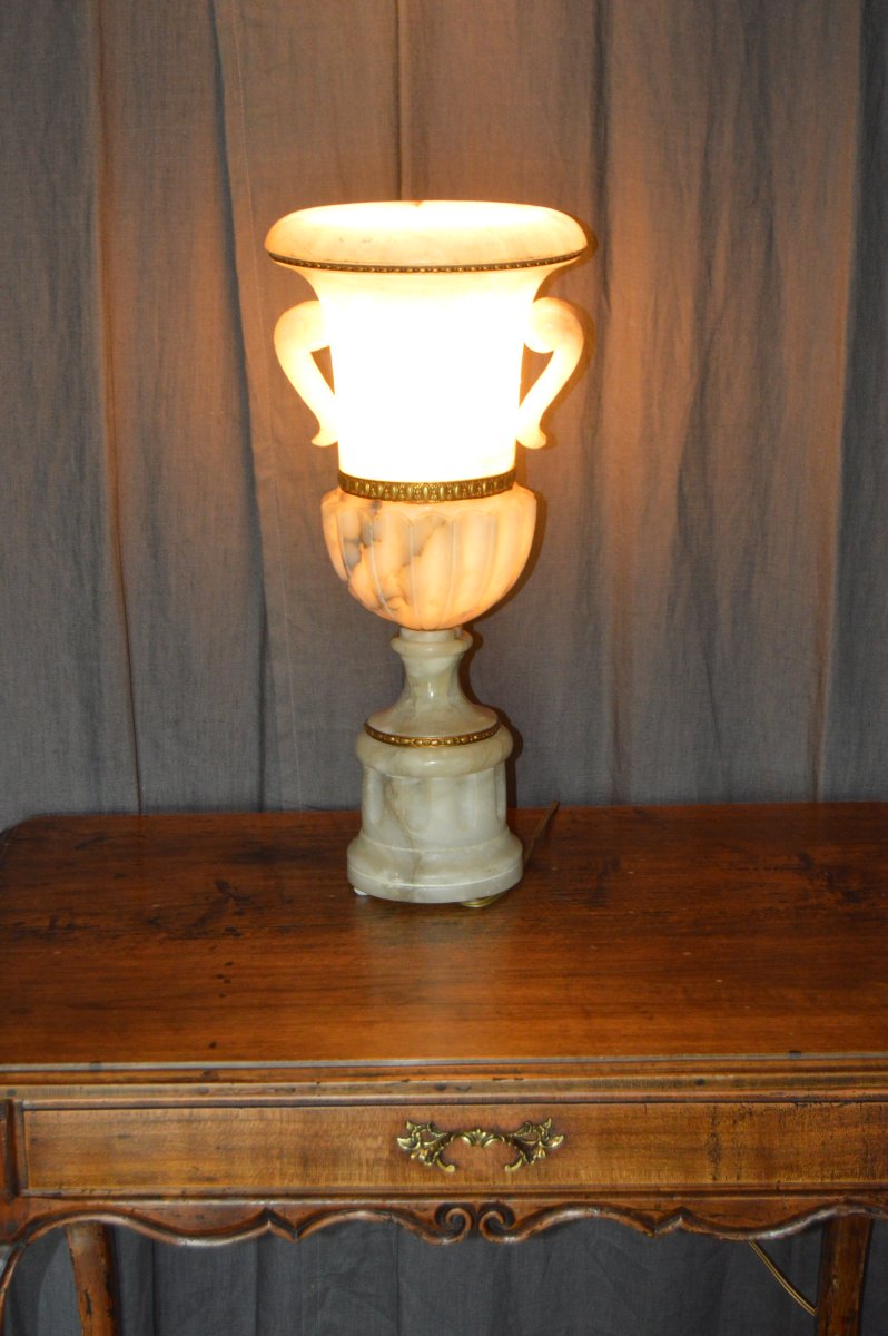 Medici Lamp In Alabaster-photo-2