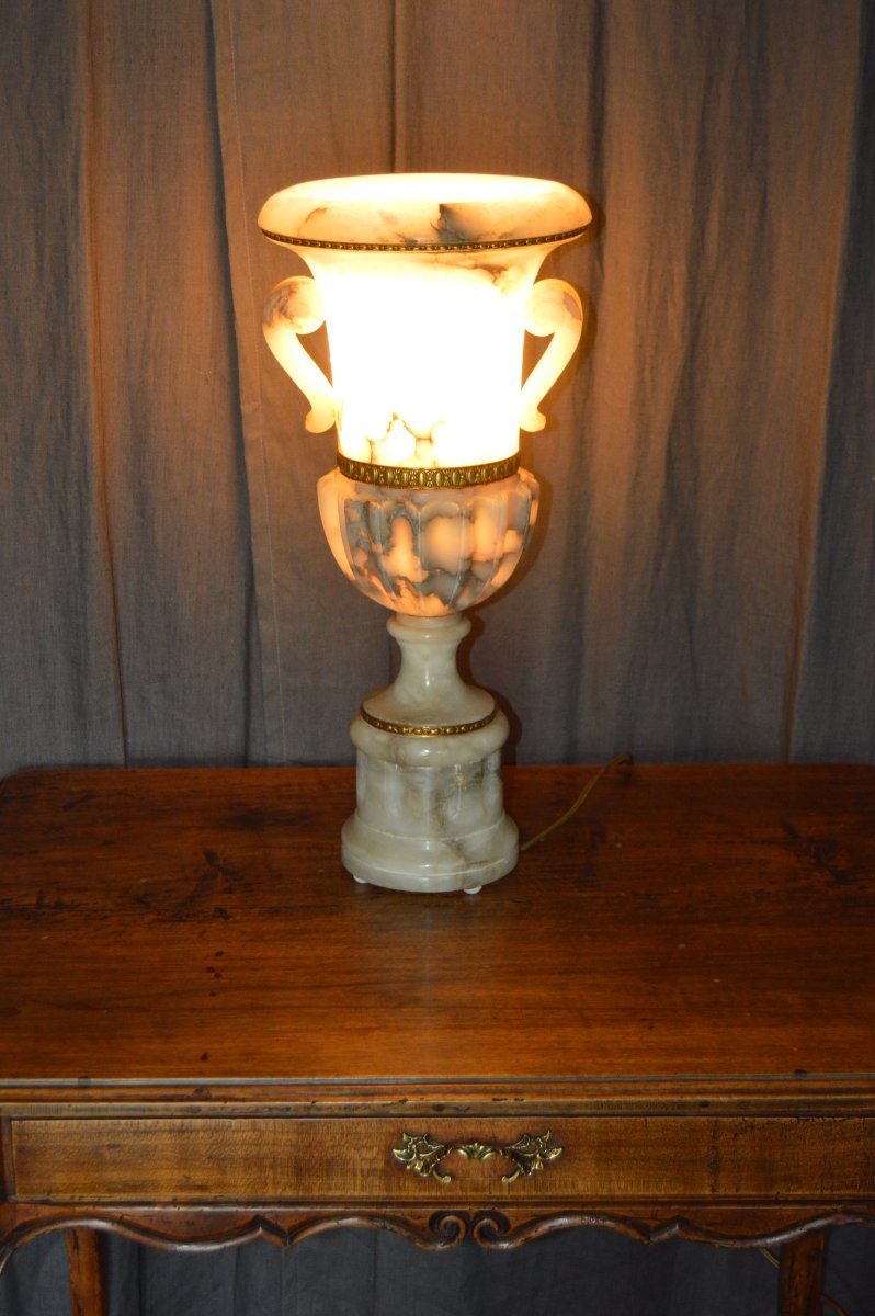 Medici Lamp In Alabaster-photo-1
