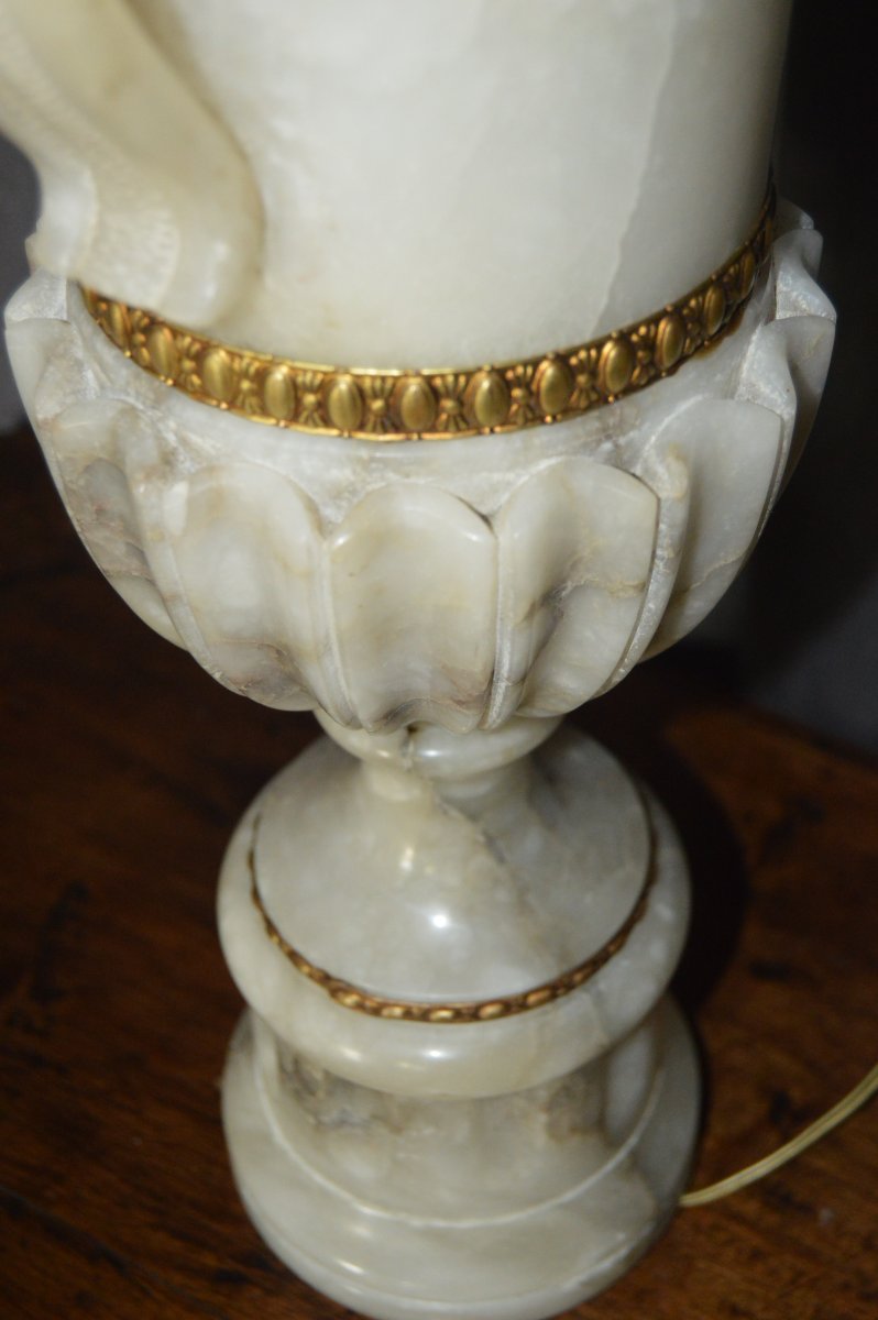 Medici Lamp In Alabaster-photo-6