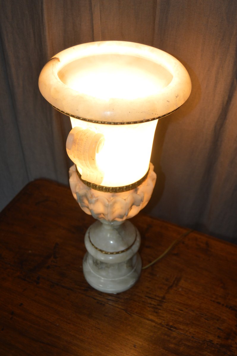 Medici Lamp In Alabaster-photo-7