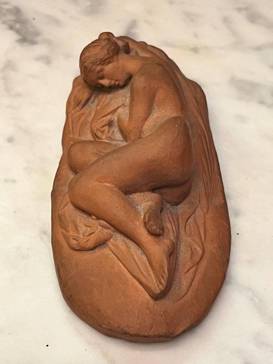 19th Century Terracotta Reclining Woman-photo-3