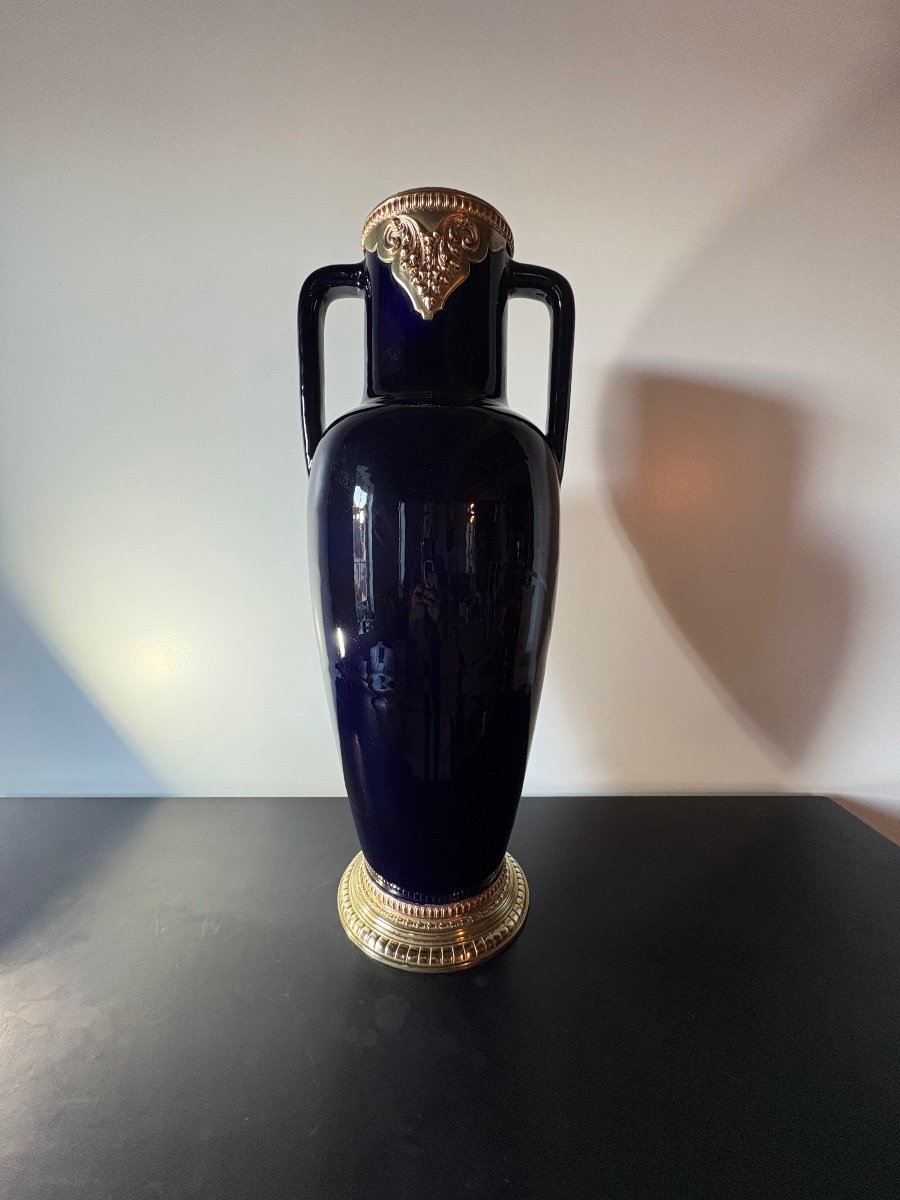 Important vase bleu de Sèvres Louis XVI -photo-2