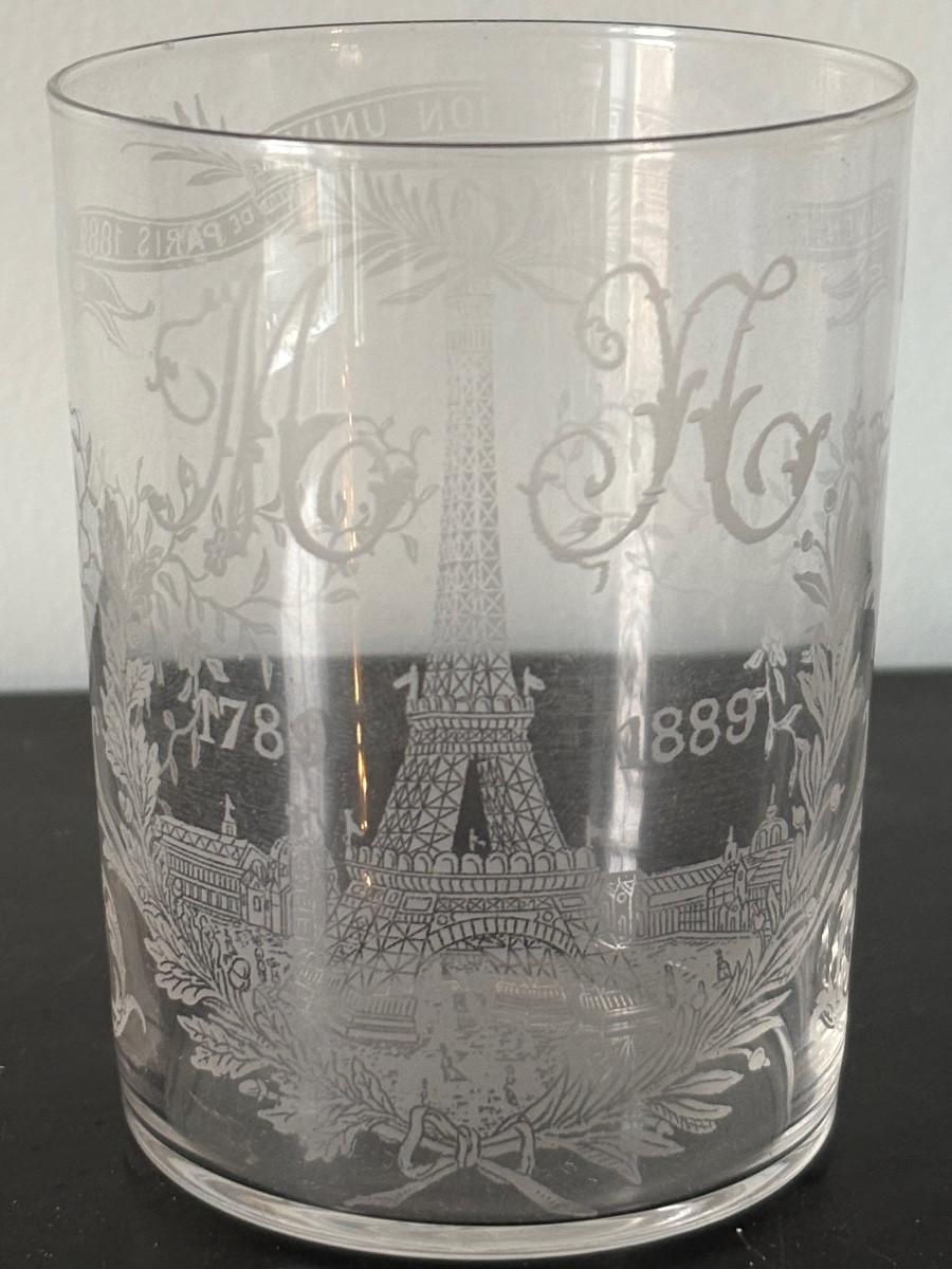 Verre de l’exposition universelle de Paris 1889