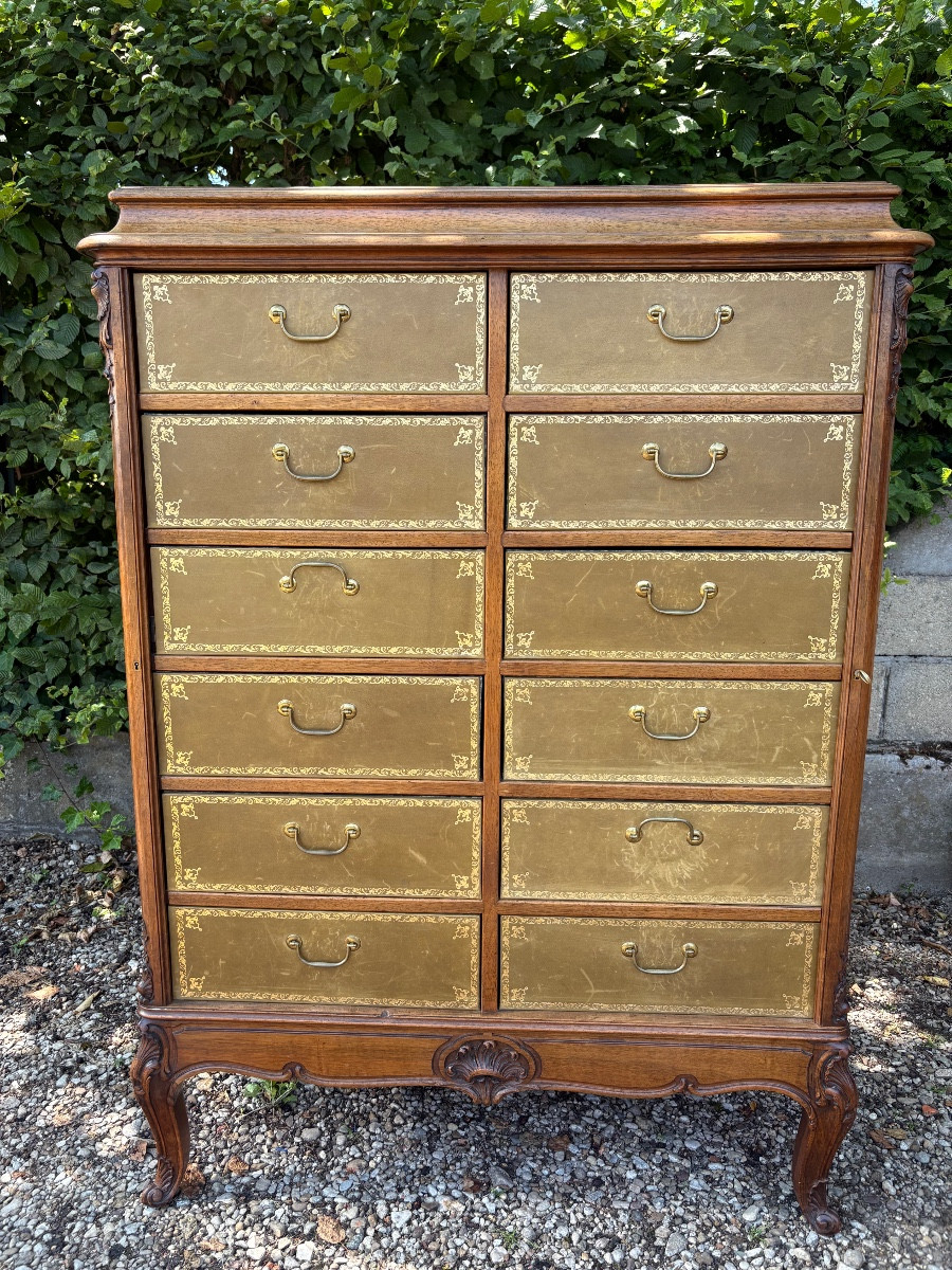 Cartonnier de notaire en noyer douze tiroirs XIXe