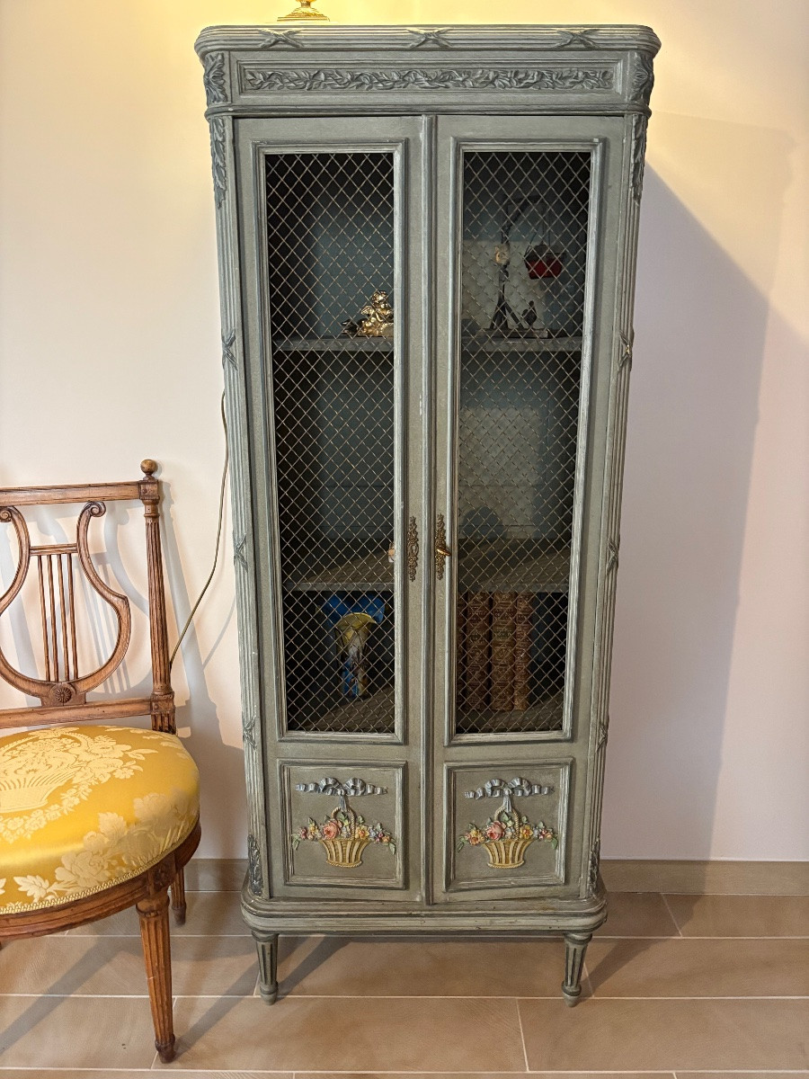 Petite vitrine de style Louis XVI en bois laqué -photo-3