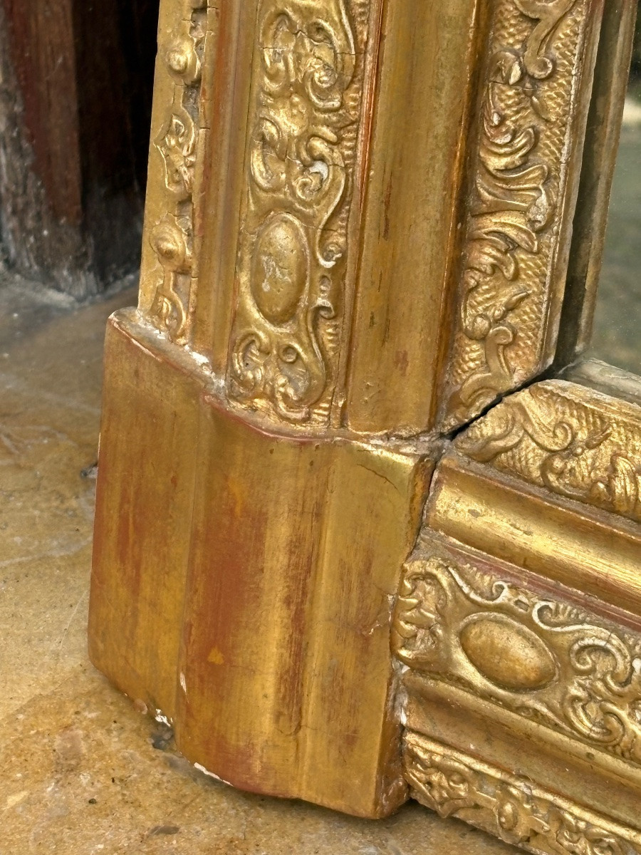 Miroir de boiserie doré à la feuille -photo-1