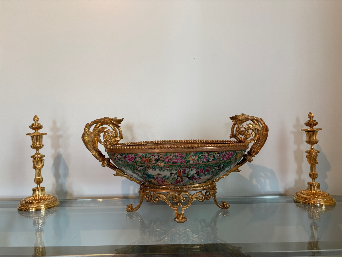 Grande coupe en porcelaine de Canton sur monture bronze doré -photo-2