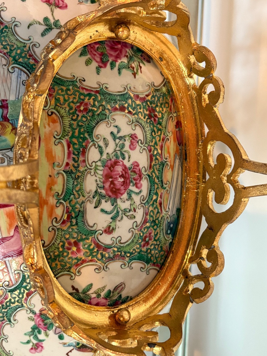 Grande coupe en porcelaine de Canton sur monture bronze doré -photo-5