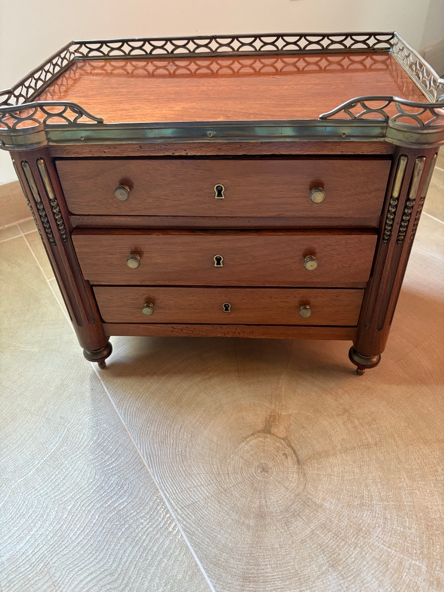 Commode de maîtrise Louis XVI-photo-2