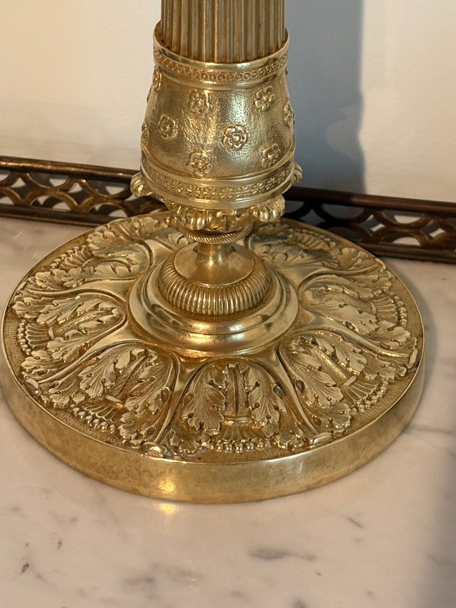 Paire de bougeoirs Empire en bronze doré -photo-2