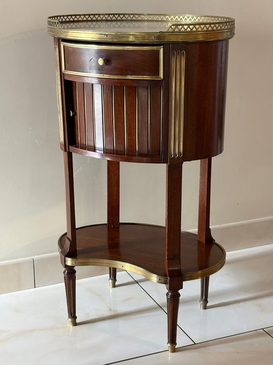 Table de salon à rideau style Louis XVI 