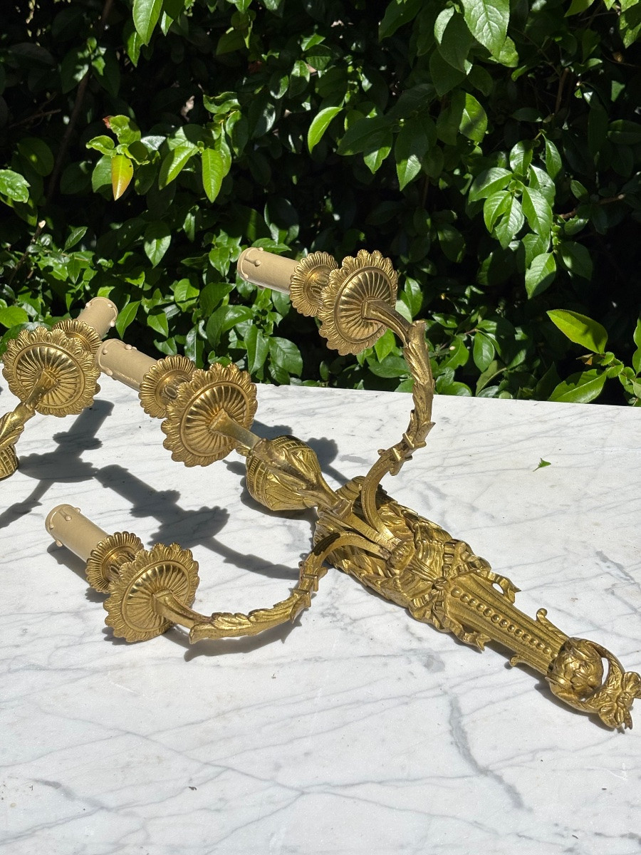 Pair Of 18th-century Louis XVI Ormolu Sconces-photo-3
