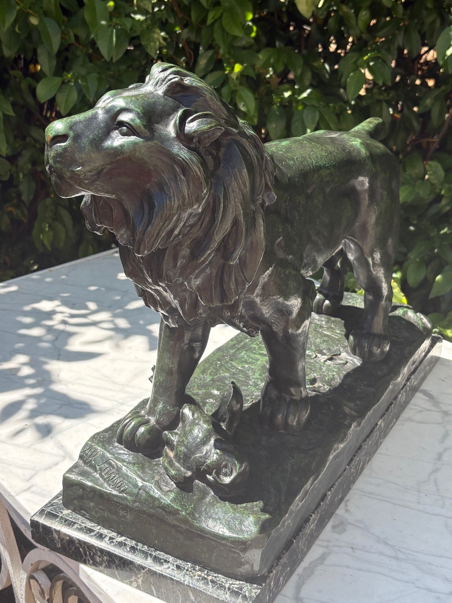 Sculpture lion debout bronze par Alfred-Désiré Lanson-photo-4