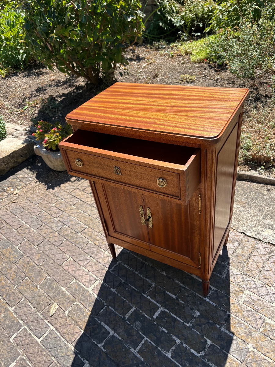 Petit buffet Louis XVI acajou blond -photo-3