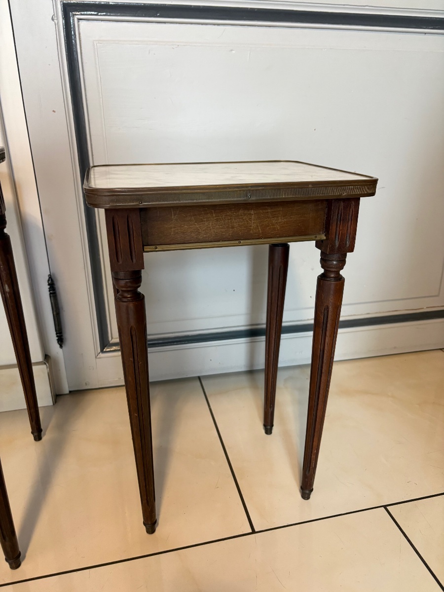 Tables gigogne Louis XVI en acajou et marbre de Carrare -photo-1